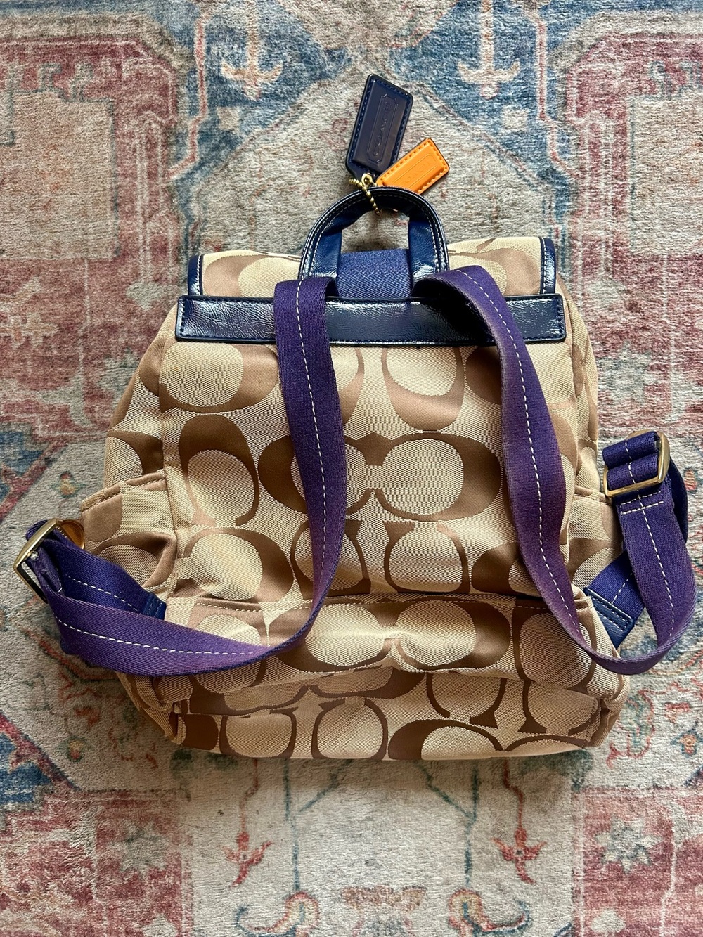 Coach Signature Backpack Gold Hardware Tan w Navy Trim Two Tags Charms Canvas - Picture 7 of 15